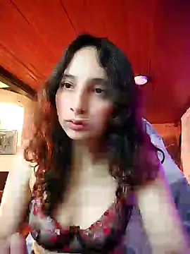  Laary online show from December 17, 2024, 9:05 pm