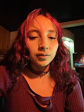  Laary online show from March 8, 2026, 2:04 am