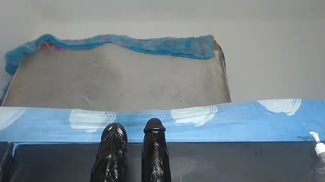 Snapshot of Devill_x chatting on January 22, 2025, 9:35 am Devill x online show from January 22, 2025, 9:35 am