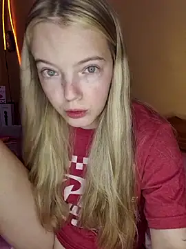 -veranito- online show from February 10, 2025, 3:03 am