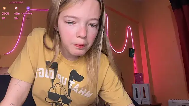 -veranito- online show from September 15, 2025, 3:06 am