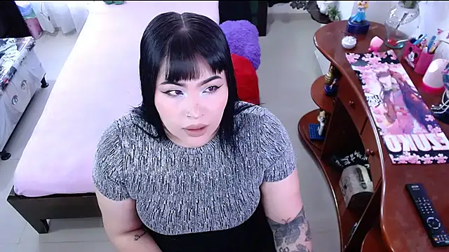 lufek23 online show from December 13, 2024, 1:01 pm