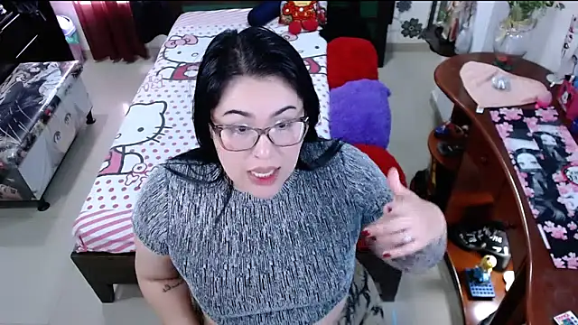 lufek23 online show from March 12, 2025, 8:10 pm