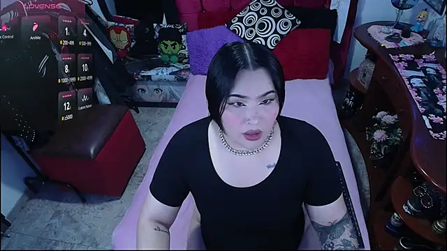 lufek23 online show from November 13, 2025, 9:36 pm