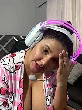 ValleryParker online show from October 19, 2025, 12:50 pm