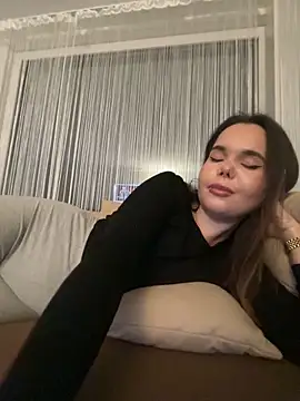 TheCinderella online show from March 21, 2026, 6:44 pm