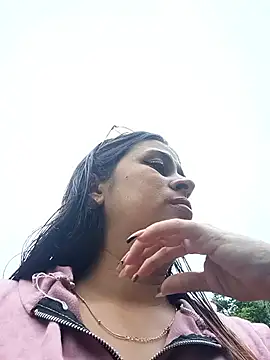 Latina sexy1 online show from January 12, 2026, 3:06 pm