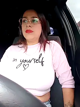 Latina sexy1 online show from February 19, 2026, 1:40 pm