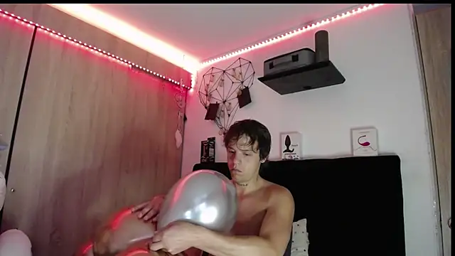 Santiago kiler online show from January 14, 2026, 12:11 pm