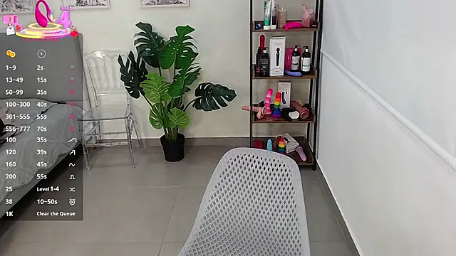 Sassy--Girl online show from March 17, 2025, 6:11 pm