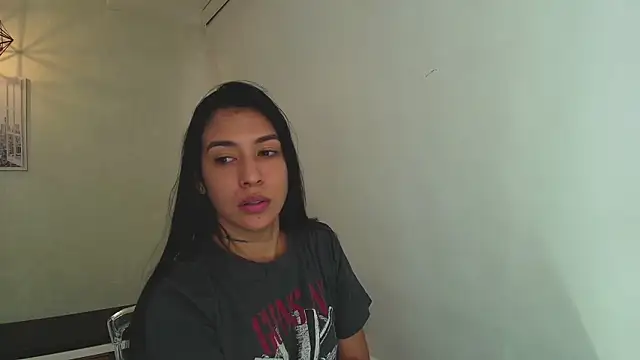 Sassy--Girl online show from October 2, 2025, 6:04 pm