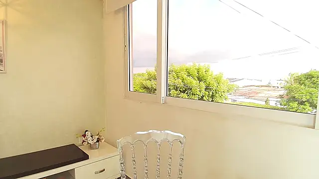 Sassy--Girl online show from October 6, 2025, 9:23 pm