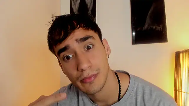 Snapshot of AlexRivera6 chatting on September 14, 2025, 3:11 pm AlexRivera6 online show from September 14, 2025, 3:11 pm