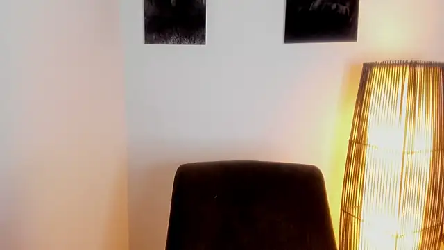 Snapshot of AlexRivera6 chatting on October 1, 2025, 11:38 am AlexRivera6 online show from October 1, 2025, 11:38 am