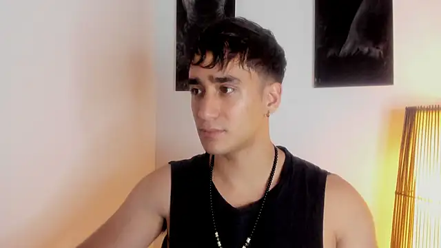 Snapshot of AlexRivera6 chatting on October 4, 2025, 3:32 pm AlexRivera6 online show from October 4, 2025, 3:32 pm