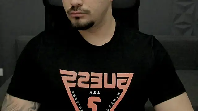 TonyWilcox online show from January 19, 2026, 5:44 am