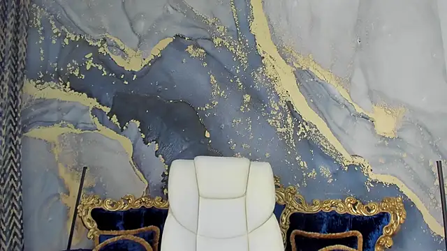 Daphne Moss online show from February 11, 2025, 2:02 pm