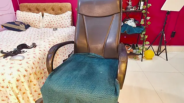 Naughty nightz online show from January 12, 2025, 5:56 am