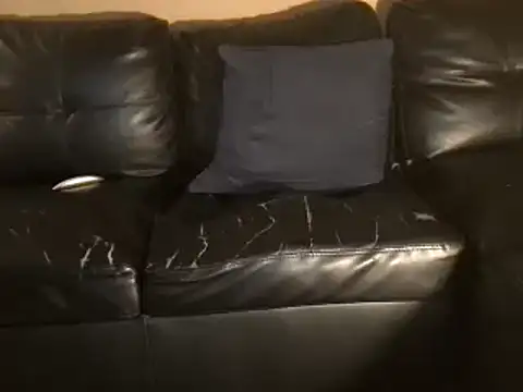 carolineford online show from March 8, 2025, 2:23 am