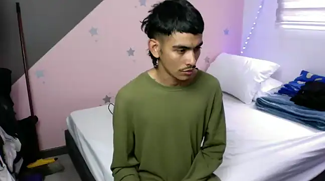 sorry-mom69 online show from January 24, 2025, 5:11 pm