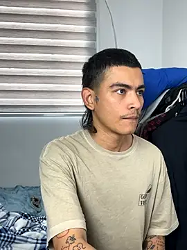 sorry-mom69 online show from November 9, 2025, 1:09 pm