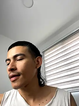 sorry-mom69 online show from November 10, 2025, 2:27 pm