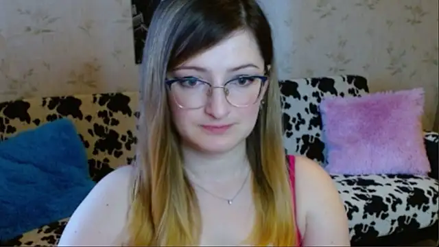 Arielsssplash online show from September 18, 2025, 6:48 am