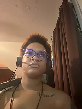 Snapshot of nickytheehawtie chatting on February 28, 2026, 8:37 am nickytheehawtie online show from February 28, 2026, 8:37 am