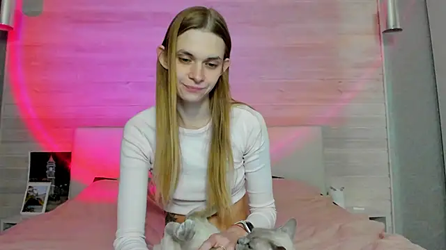 molly hunt  online show from February 2, 2026, 5:55 pm