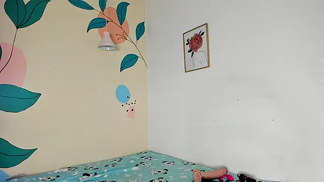 Alondra zaaens online show from January 29, 2025, 8:04 pm