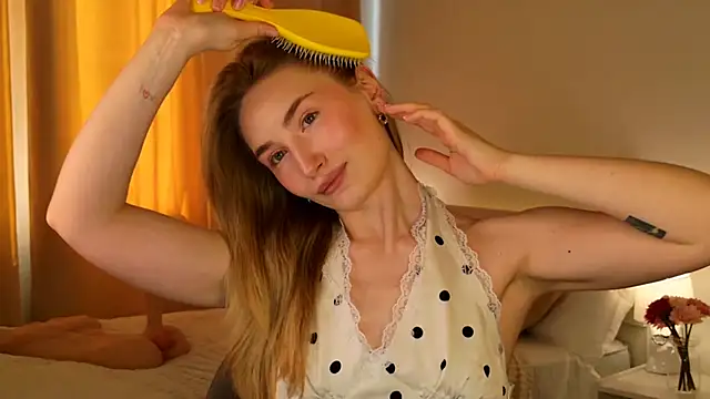 bella  rose online show from March 21, 2026, 9:25 am