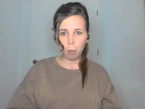 loveis007 online show from March 20, 2025, 8:40 pm