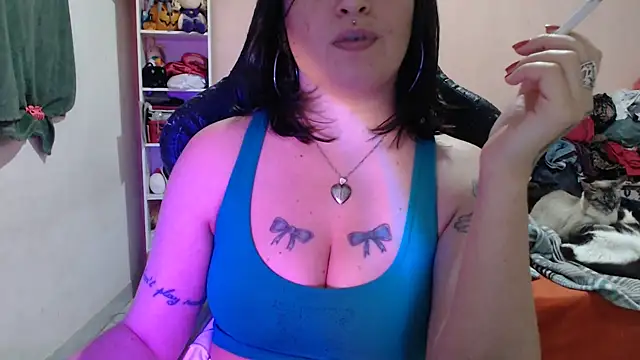 Snapshot of Ta_maravilhosaaa chatting on December 16, 2024, 12:04 am Ta maravilhosaaa online show from December 16, 2024, 12:04 am