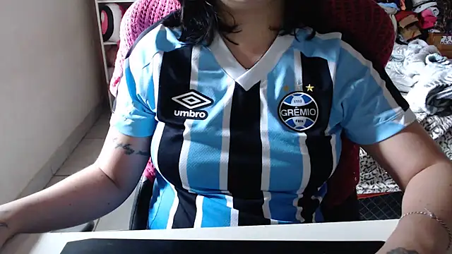 Snapshot of Ta_maravilhosaaa chatting on December 21, 2024, 1:21 pm Ta maravilhosaaa online show from December 21, 2024, 1:21 pm