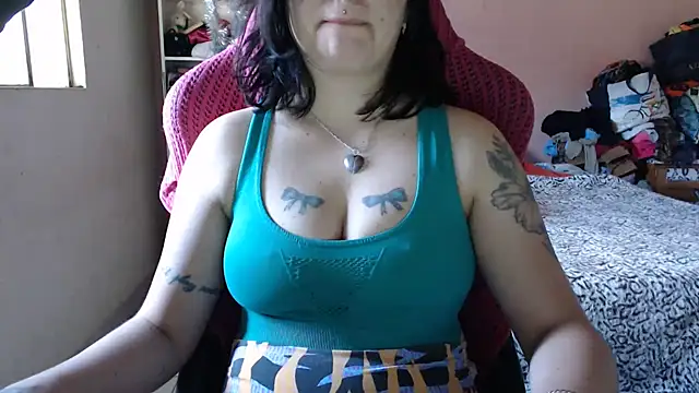 Snapshot of Ta_maravilhosaaa chatting on December 23, 2024, 5:00 pm Ta maravilhosaaa online show from December 23, 2024, 5:00 pm