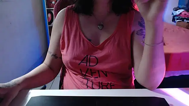 Snapshot of Ta_maravilhosaaa chatting on January 8, 2025, 12:26 pm Ta maravilhosaaa online show from January 8, 2025, 12:26 pm