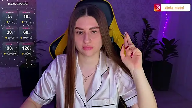 Elishka  online show from February 22, 2025, 6:08 pm