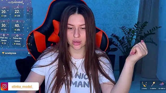 Elishka  online show from November 16, 2025, 10:04 pm