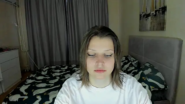 SoniNesti online show from September 13, 2025, 3:01 pm