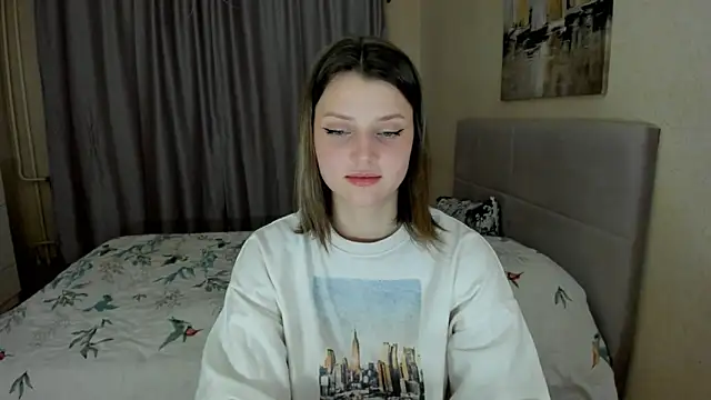 SoniNesti online show from October 4, 2025, 2:26 pm