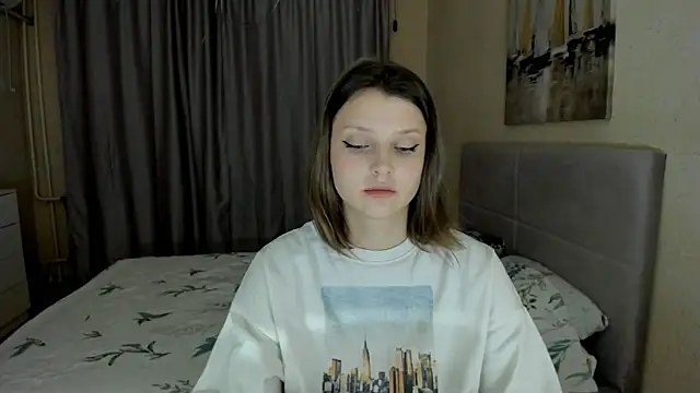 SoniNesti online show from October 6, 2025, 2:58 pm