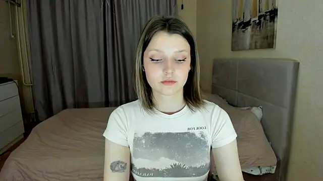 SoniNesti online show from October 15, 2025, 2:50 pm