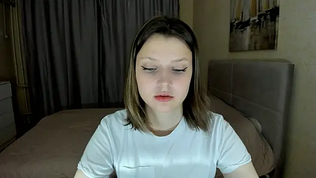 SoniNesti online show from October 22, 2025, 3:01 pm