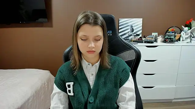 SoniNesti online show from March 14, 2026, 2:22 pm