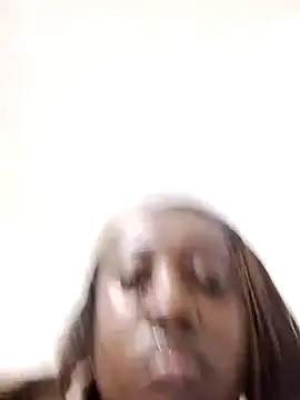 ShaniaBrownn online show from September 15, 2025, 10:43 pm