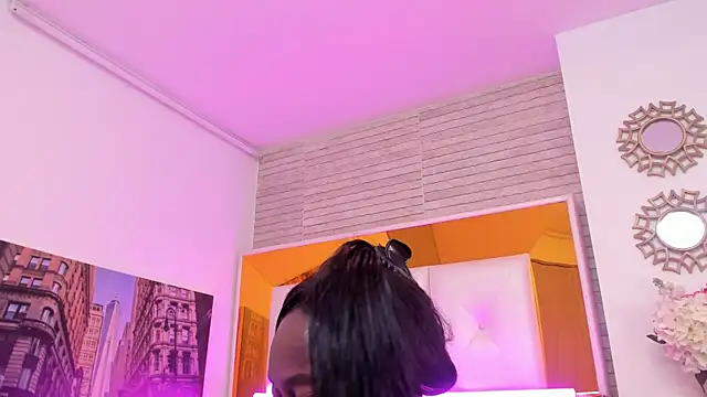 ShaniaBrownn online show from January 14, 2026, 7:52 pm