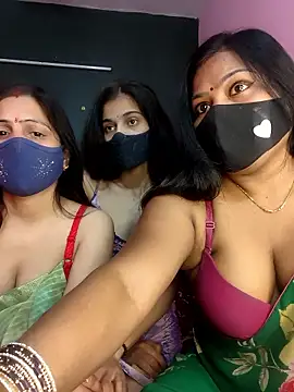 cutee  crazy online show from January 15, 2026, 2:10 pm