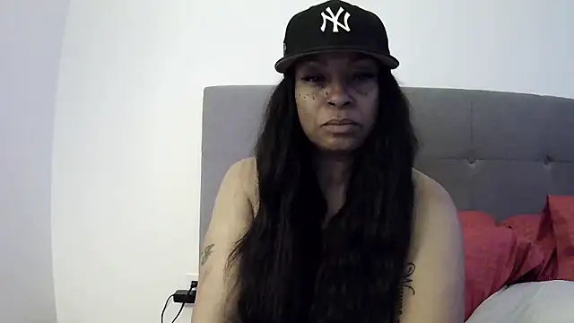 MSweetLindaParks online show from June 11, 2026, 12:32 am
