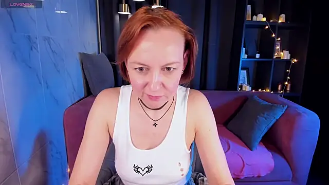 Snapshot of NikaGentle chatting on January 13, 2025, 12:13 pm NikaGentle online show from January 13, 2025, 12:13 pm