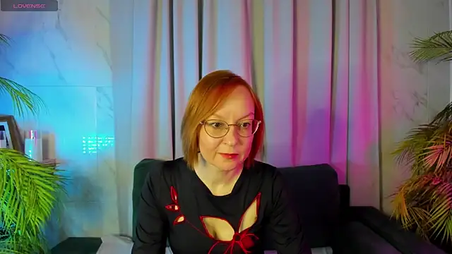 Snapshot of NikaGentle chatting on March 7, 2025, 5:29 am NikaGentle online show from March 7, 2025, 5:29 am